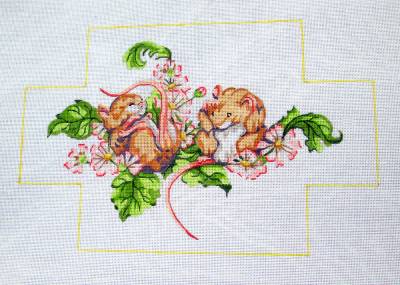 Brick Cover ~ Two Mice Brick Cover Door Stop handpainted Needlepoint Canvas Edie & Ginger